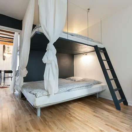 Apartment Charming 30m² Disctrict Of Batignolles Paris
