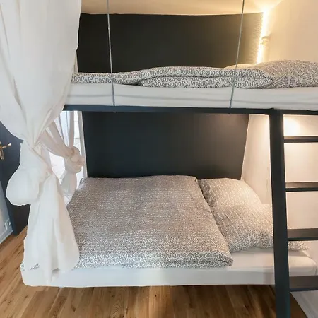 Apartment Charming 30m² Disctrict Of Batignolles