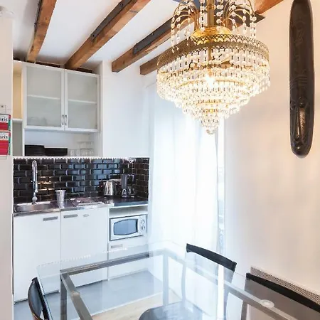 Apartment Charming 30m² Disctrict Of Batignolles Paris
