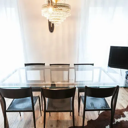Charming 30m² Disctrict Of Batignolles Apartment *